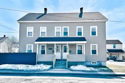 18-20 Oakdale Pl