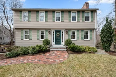 12 Red Coat Rd 1