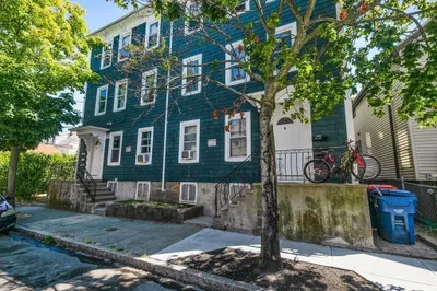 8 Acushnet Ave #1