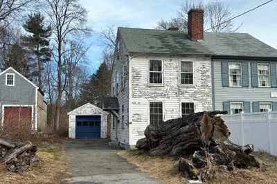 48 Springs Road