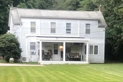 180 Oakhill Ave