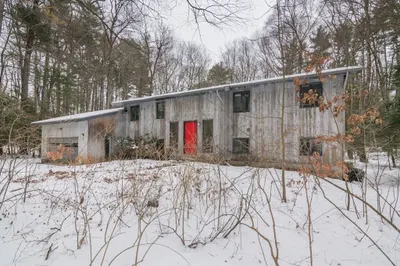 11 Overlook Drive
