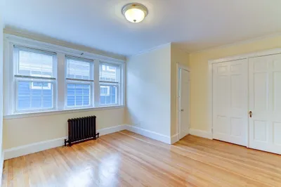17 Greenleaf Street #5 1