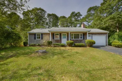 98 E Harbor Dr 1