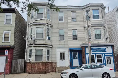 190 Bennington St 1