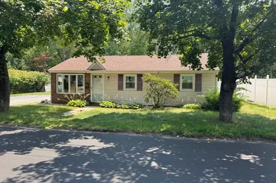 19 Candice St