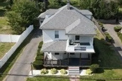 232 Walnut St 1