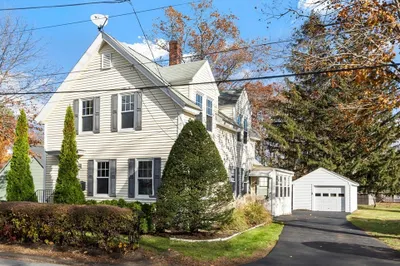 7 Groton Harvard Rd 1