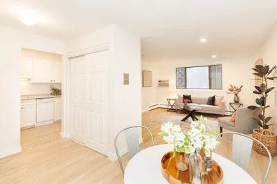25 Linden Avenue #4