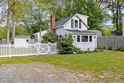 216 Waltham Street