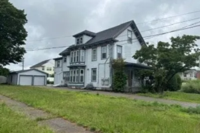 5 Walnut Avenue #4