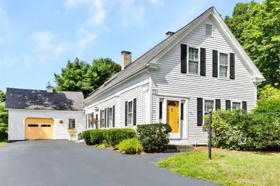 3 Howard St 1