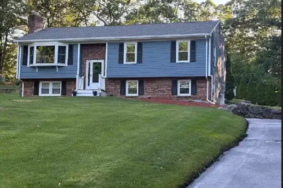 54 Westfield Dr 1