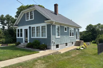 202 Lincoln St 1