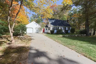 288 Woodland Dr 1