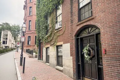 51 Hancock St #3 1