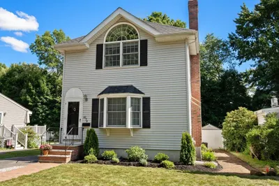 279 Channing Road 1