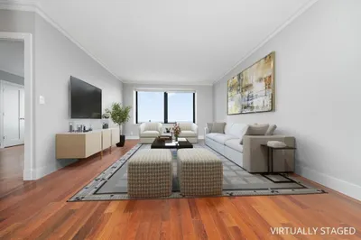 65 E India Row #22D