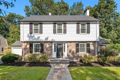 175 Jason St