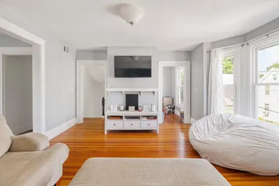 24 Fulton St #2