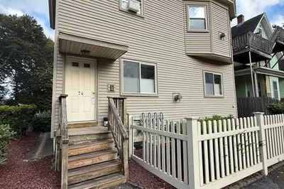 74 Lakewood St #1F