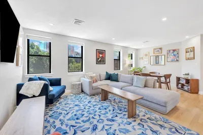 100 Riverway #6