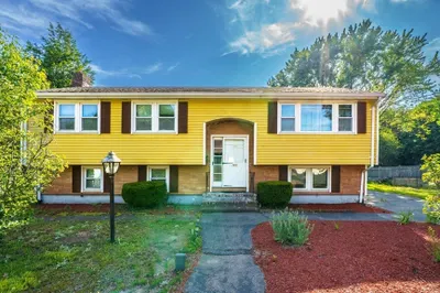 360 Pearl St