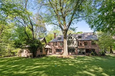 125 Lee Street 1