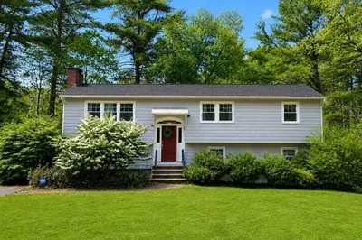125 Craigie Cir 1