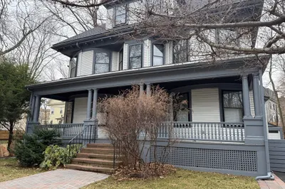 12 MAnchester RoAd #A