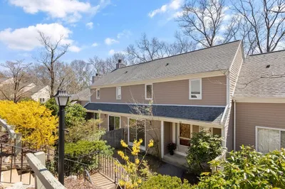 50 Fifer Ln #50