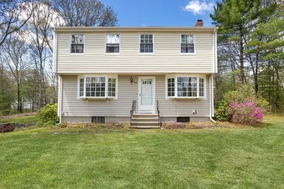 33 Tucker Rd