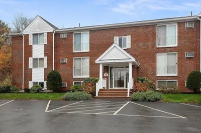 3 Birchwood Pt #101 1