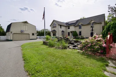 597 Chapin St 1