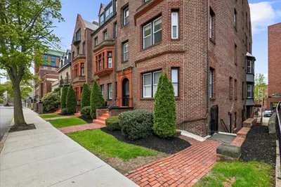 40 Elm St #1 1