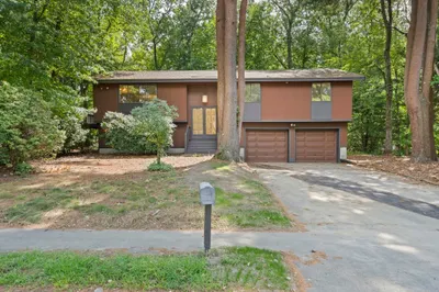 26 Cedarcrest Rd 1