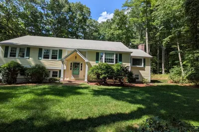 1 Stonehill Rd 1