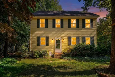 203 Lakeview Ave 1