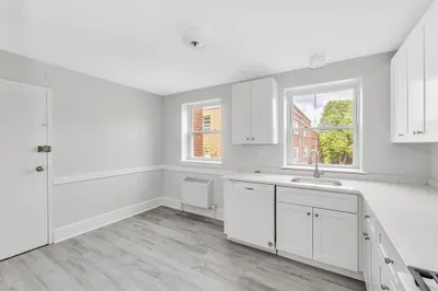 98 Mortn Street #57