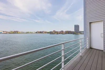 14 Constellation Wharf #14