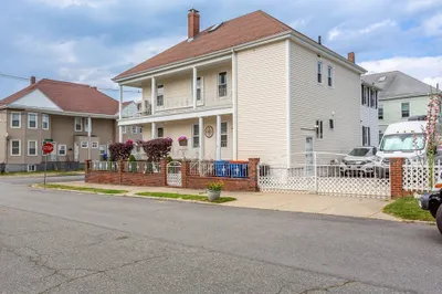 126 Clara Street 1