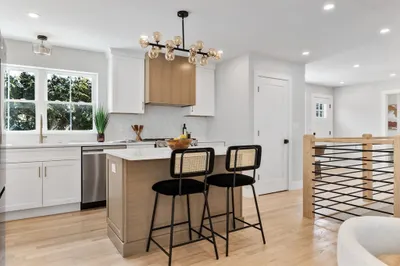122 Woodruff Ave #122 1