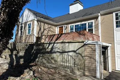 10 Blair Drive 1