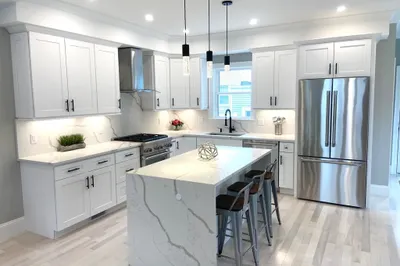 7 Cedar Avenue