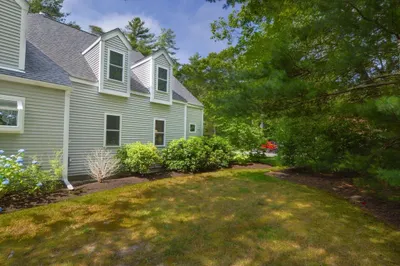 56 Southpoint Dr #56 1