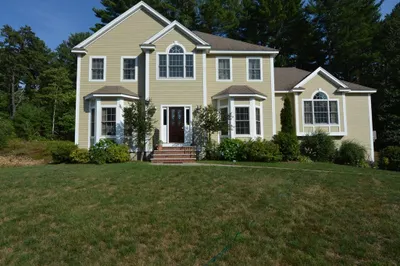 5 Dartmouth Dr #-