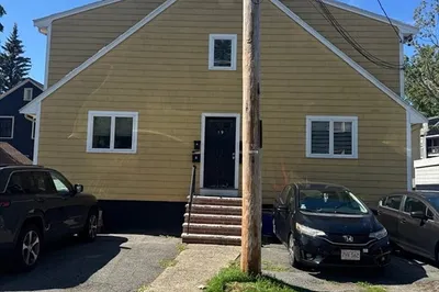 19 Bassett St #1 1