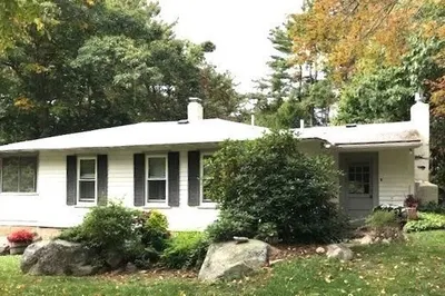 8 Emily Lane 1