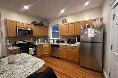 95 Calumet St #2