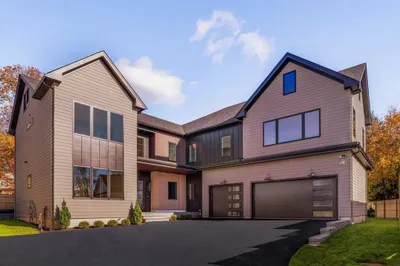 25 White Ave 1
